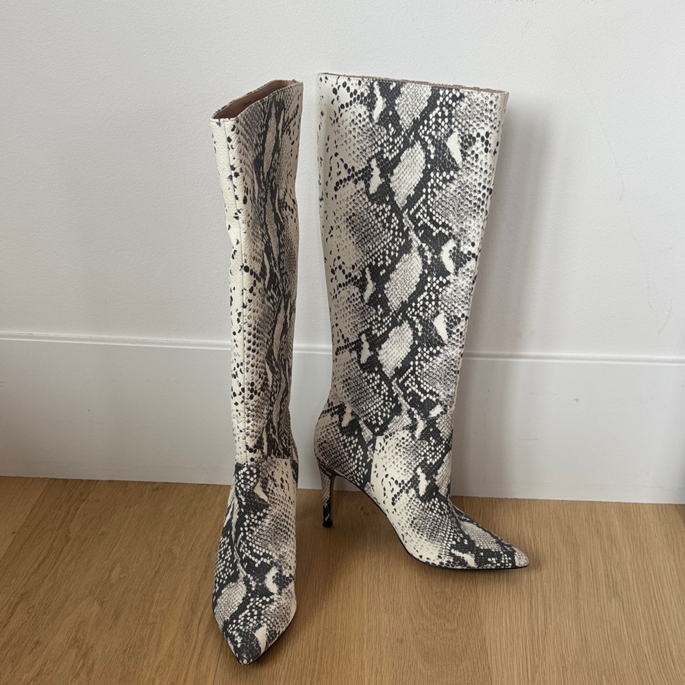 Steve Madden Kinga Boot in Natural Snake